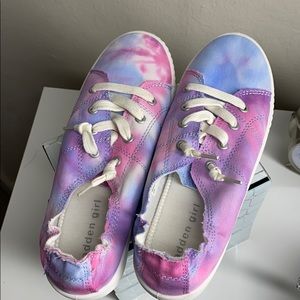 Madden girl sneakers